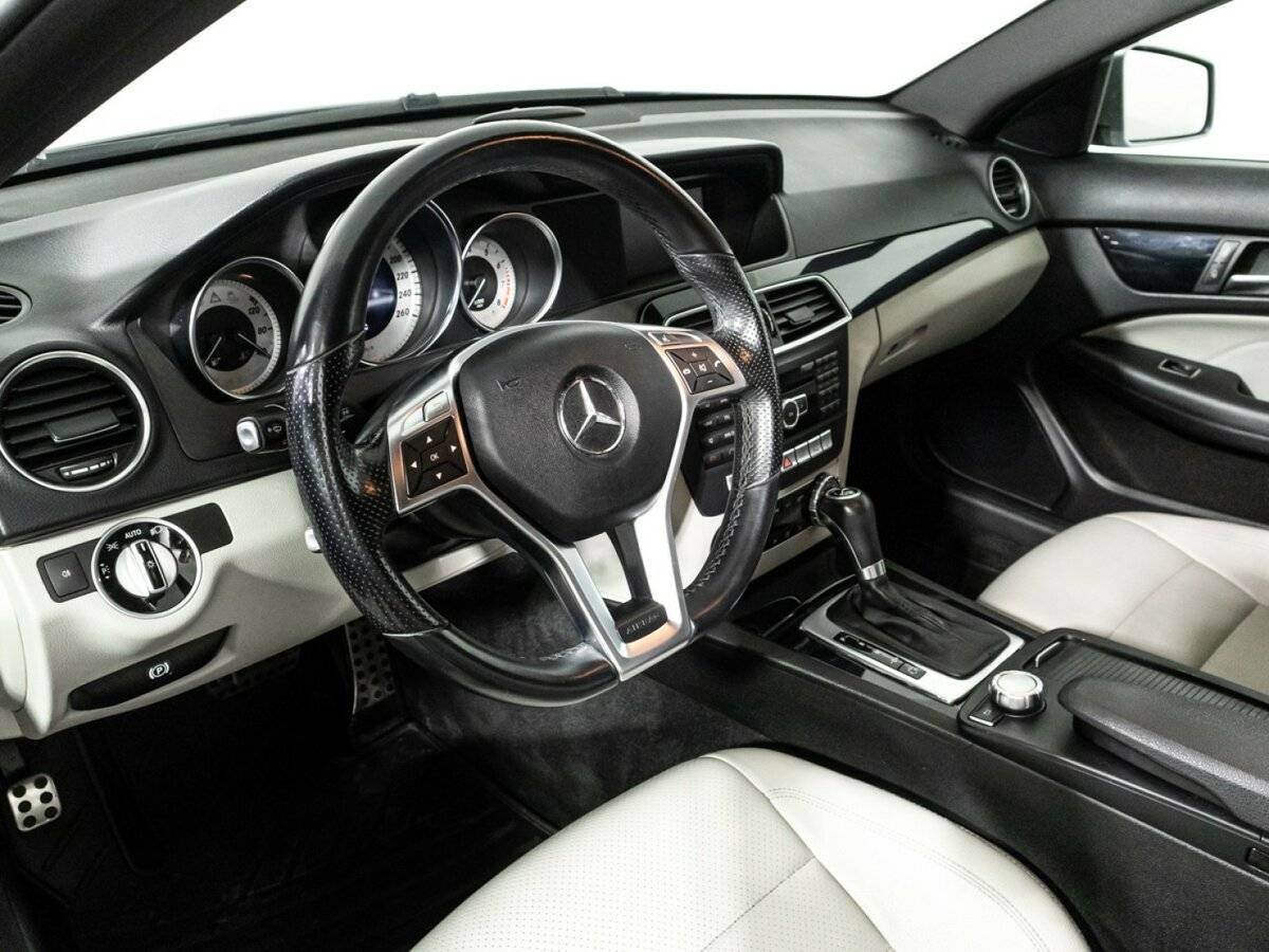 Mercedes-Benz C-Класс б/у, 2012, Автоматическая. Фото: #10