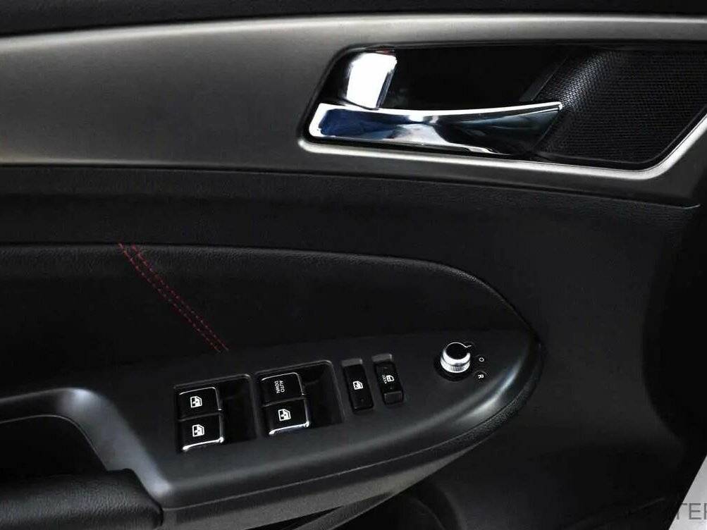 Changan CS75 б/у, 2017, Автоматическая. Фото: #7