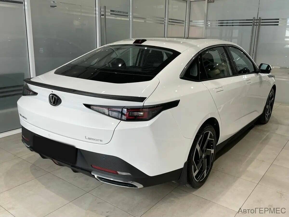 Changan Lamore б/у, 2024, Роботизированная. Фото: #3