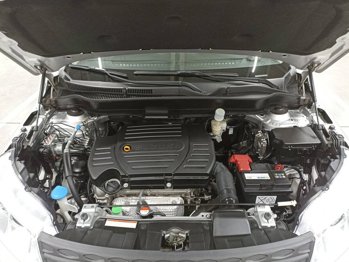 Suzuki Vitara б/у, 2021, Механическая. Фото: #8