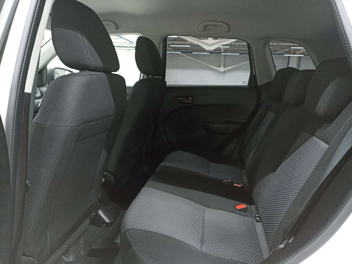 Suzuki Vitara б/у, 2021, Механическая. Фото: #11