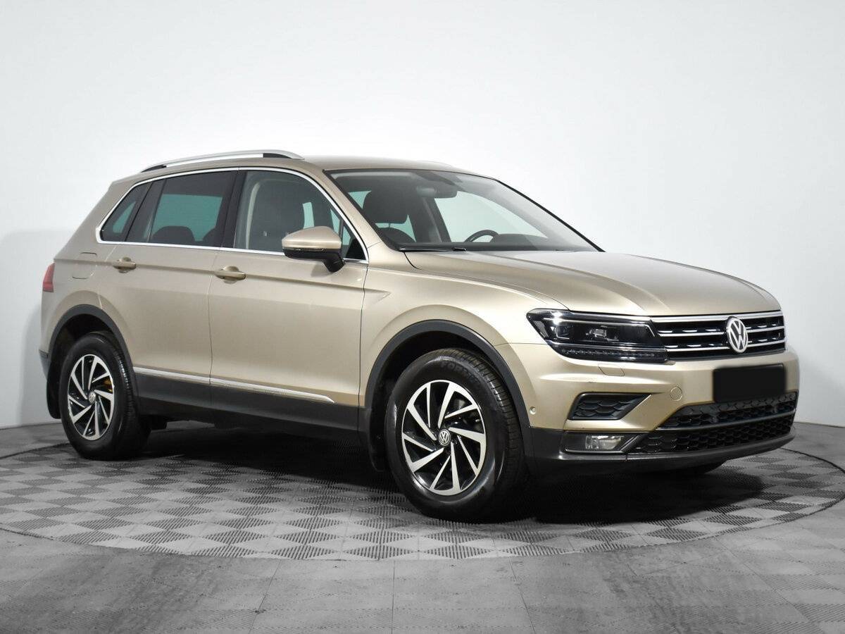 Volkswagen Tiguan б/у, 2018, Роботизированная. Фото: #2