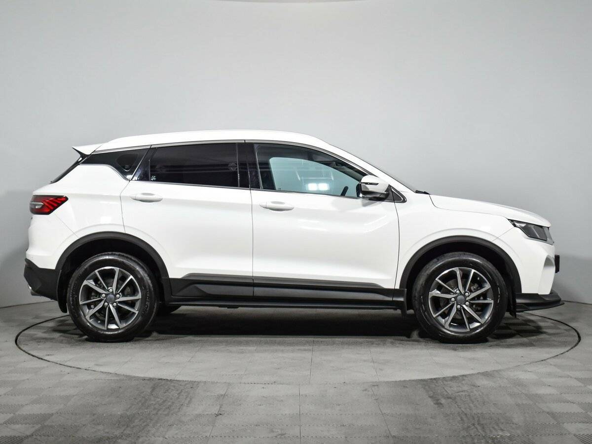 Geely Coolray б/у, 2023, Роботизированная. Фото: #3