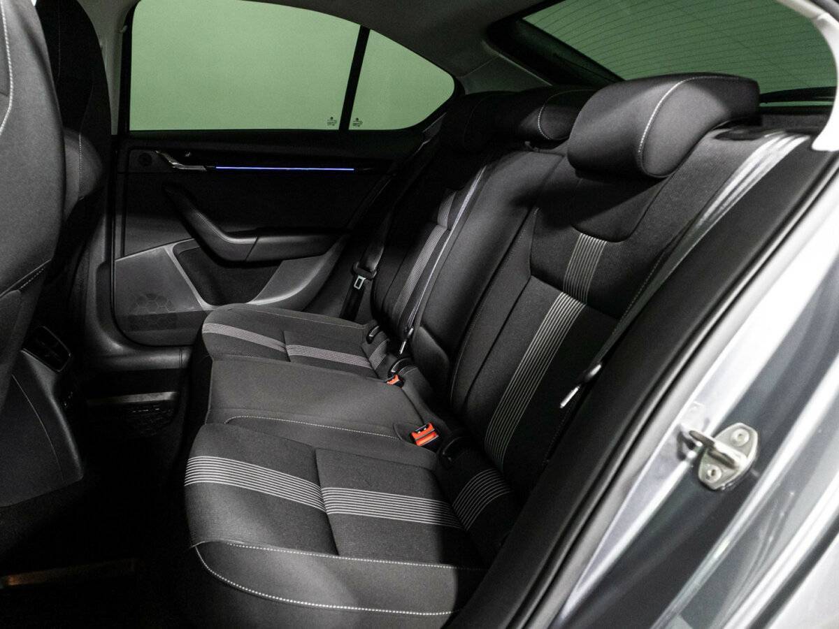 Skoda Octavia б/у, 2020, Роботизированная. Фото: #9