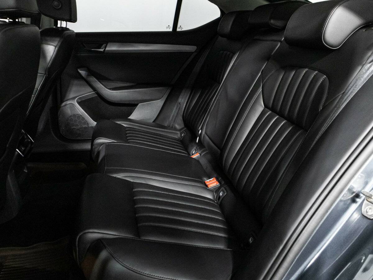 Skoda Superb б/у, 2018, Роботизированная. Фото: #9