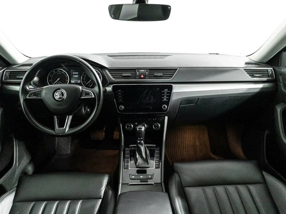 Skoda Superb б/у, 2018, Роботизированная. Фото: #12