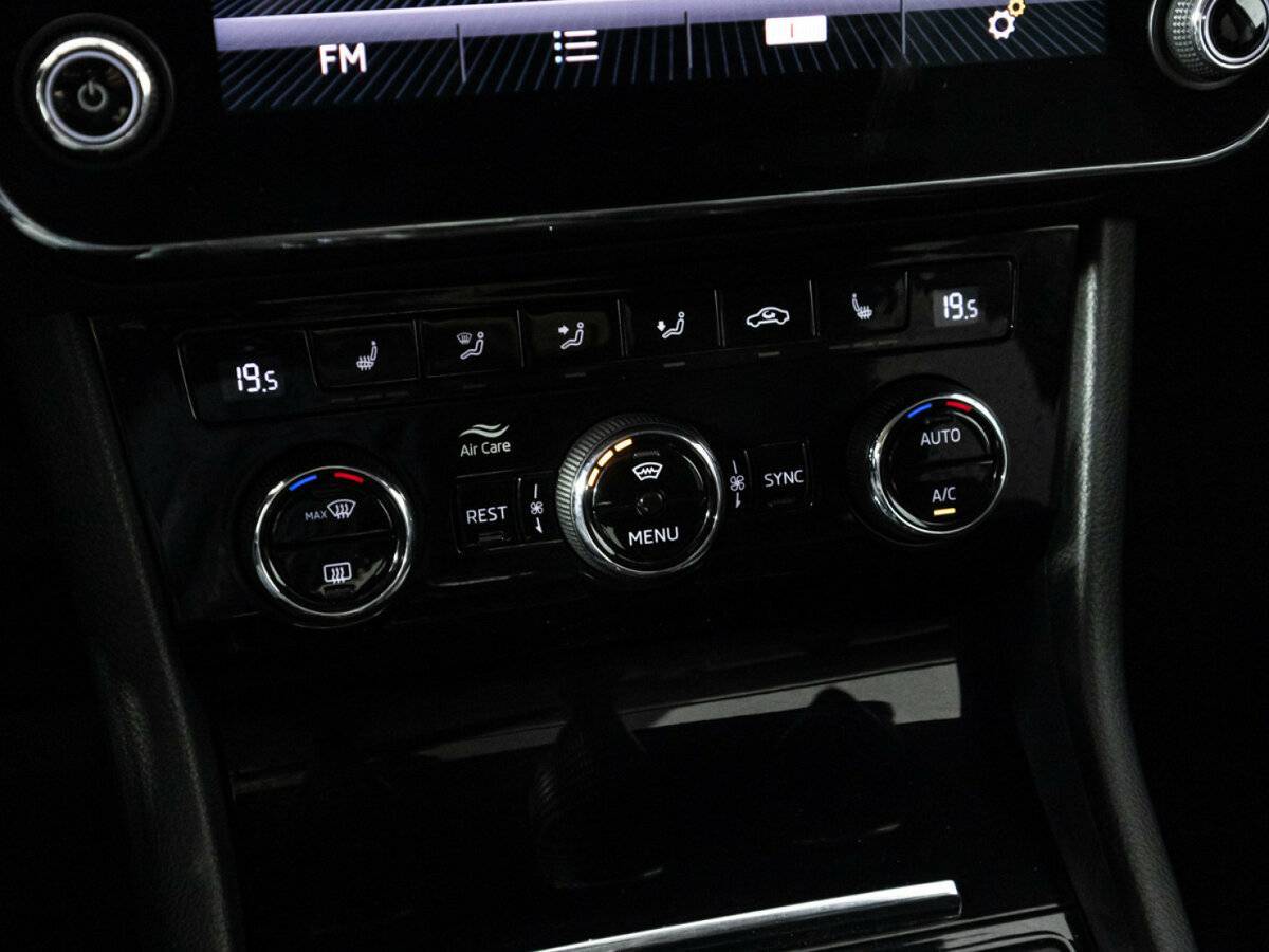 Skoda Superb б/у, 2018, Роботизированная. Фото: #19