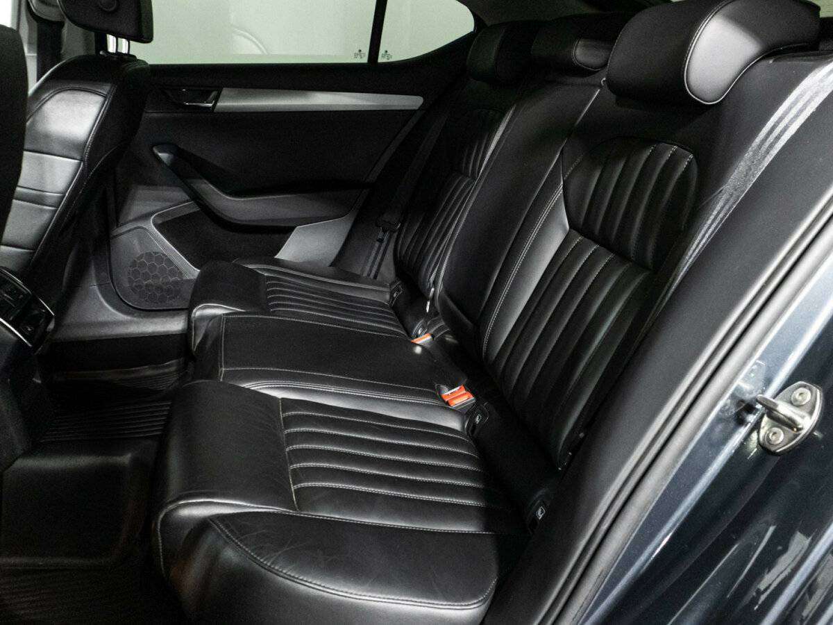 Skoda Superb б/у, 2018, Роботизированная. Фото: #9