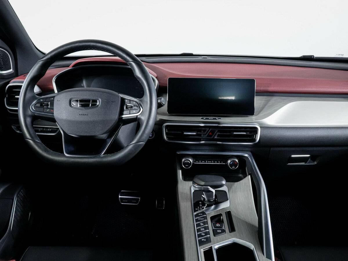 Geely Coolray б/у, 2023, Роботизированная. Фото: #11