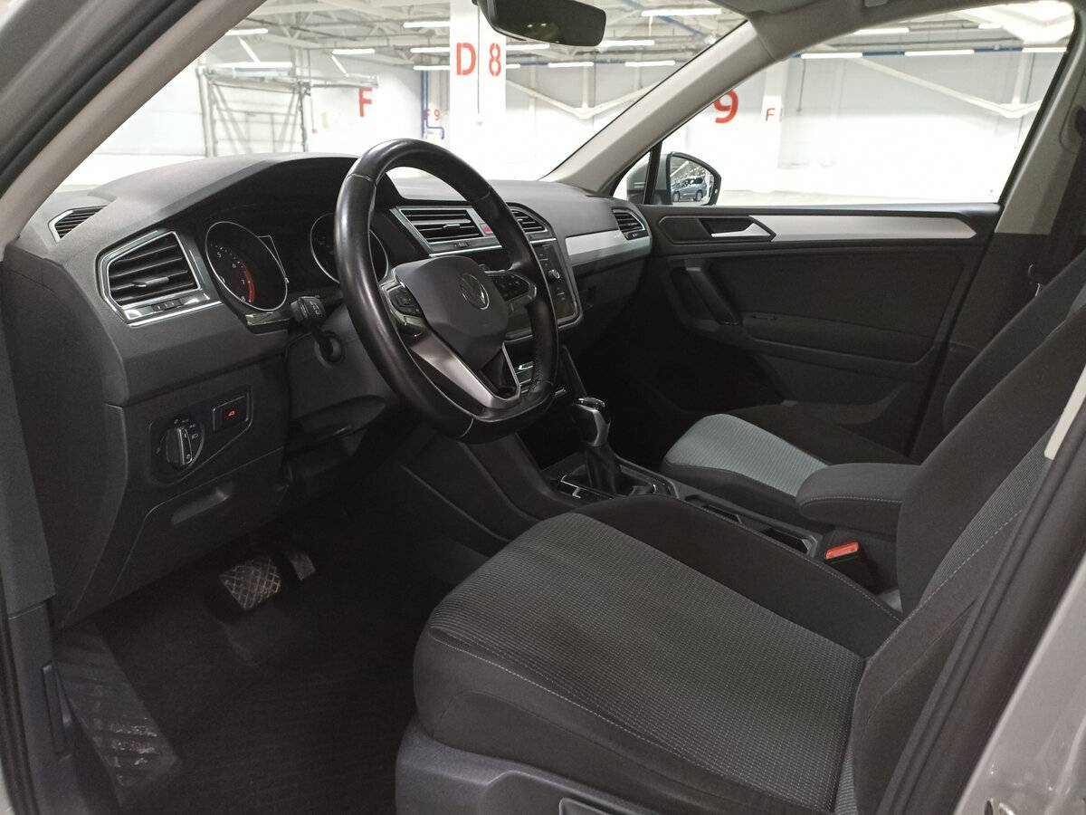 Volkswagen Tiguan б/у, 2021, Роботизированная. Фото: #15