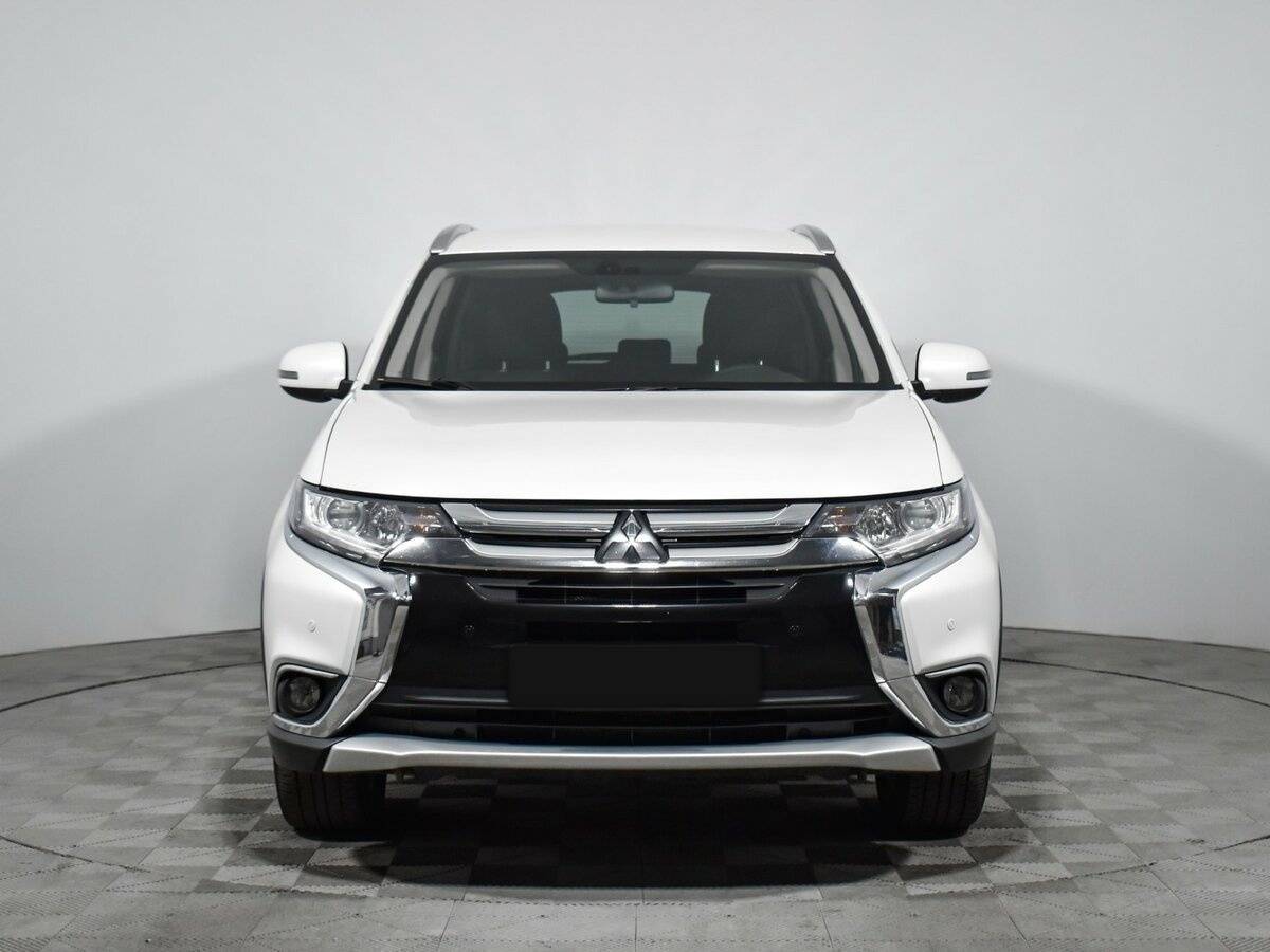 Mitsubishi Outlander б/у, 2018, Вариатор. Фото: #1