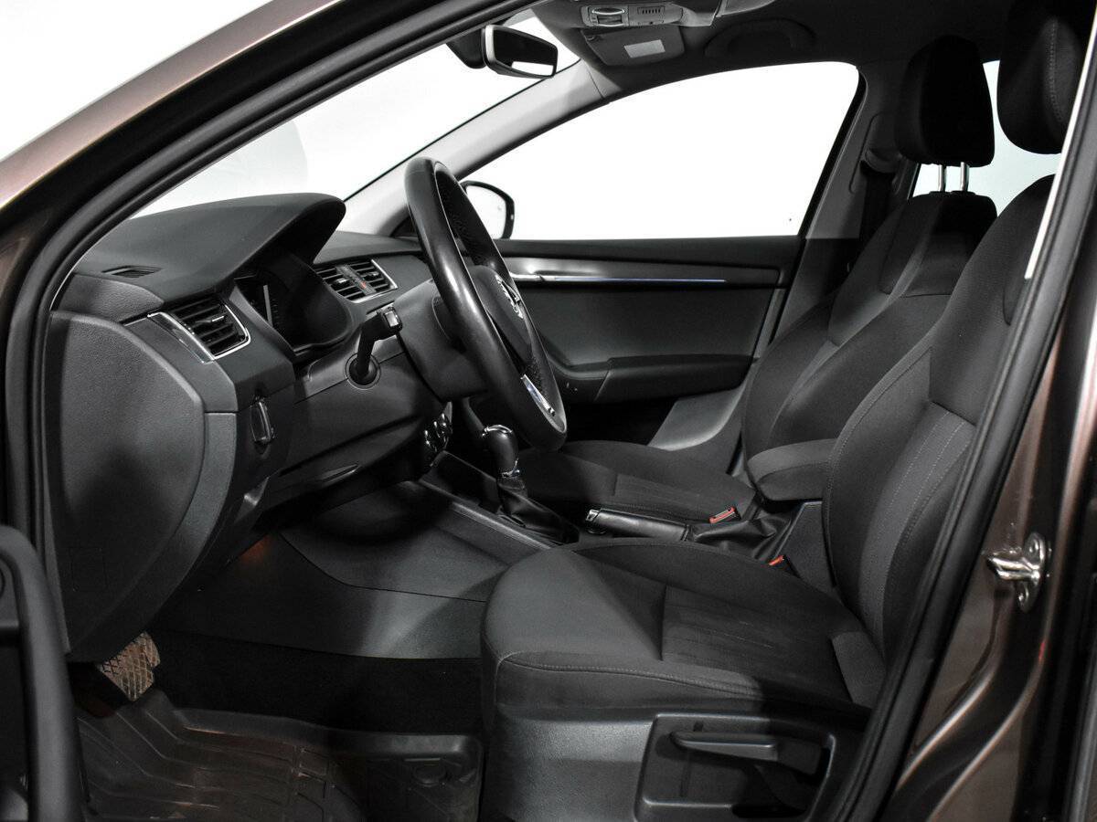 Skoda Octavia б/у, 2019, Роботизированная. Фото: #9