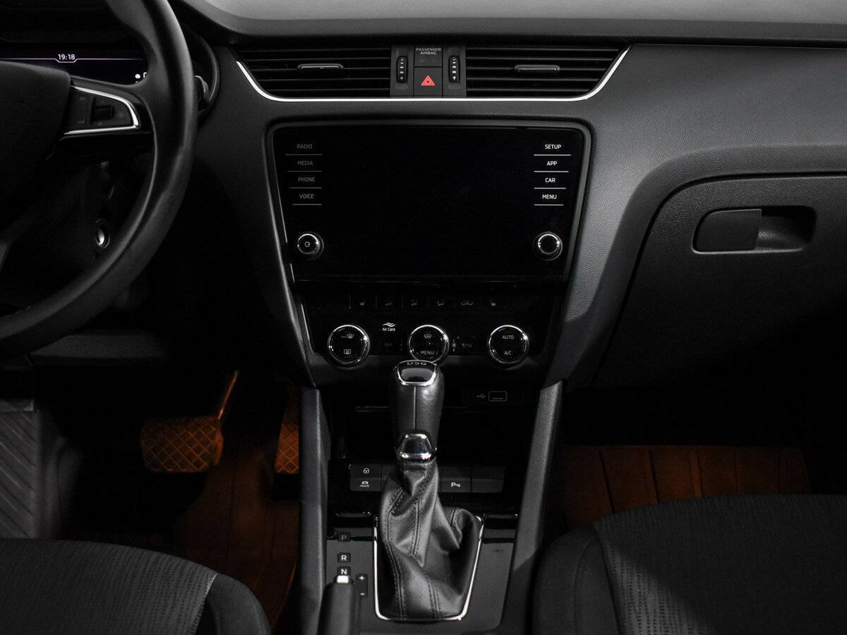 Skoda Octavia б/у, 2019, Роботизированная. Фото: #13