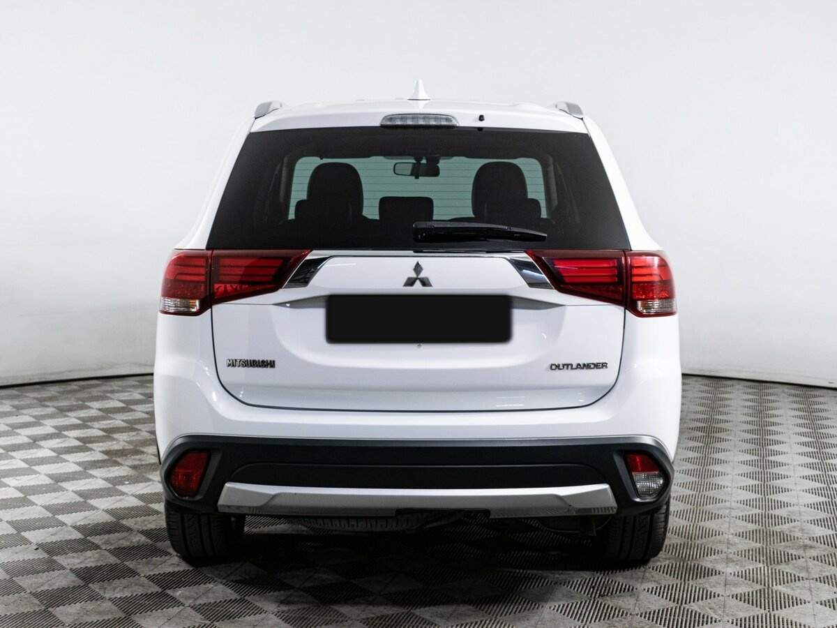 Mitsubishi Outlander б/у, 2018, Вариатор. Фото: #5