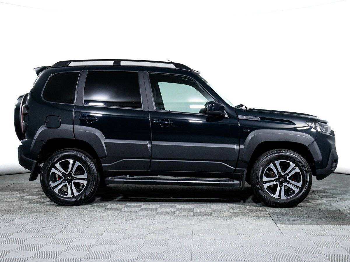 Lada (ВАЗ) Niva б/у, 2024, Механическая. Фото: #3