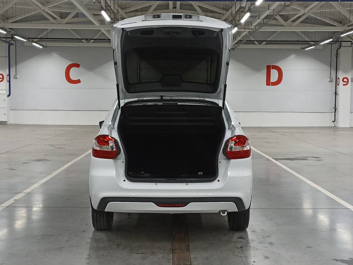 Lada (ВАЗ) Granta б/у, 2024, Механическая. Фото: #9