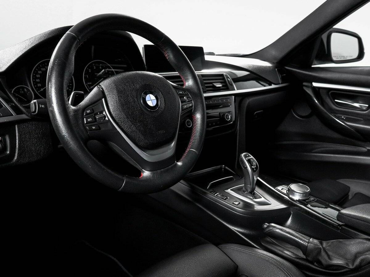 BMW 3 серии б/у, 2017, Автоматическая. Фото: #13