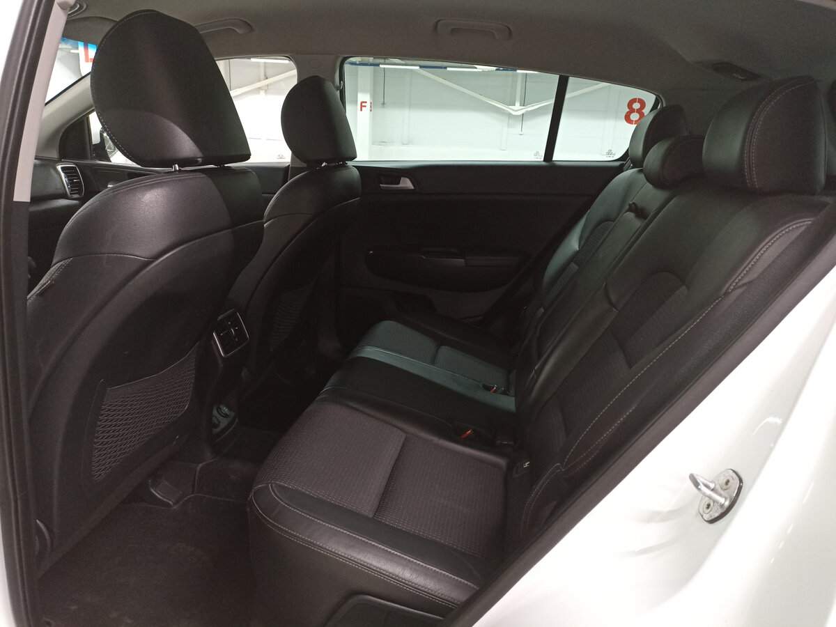 Kia Sportage б/у, 2016, Автоматическая. Фото: #11