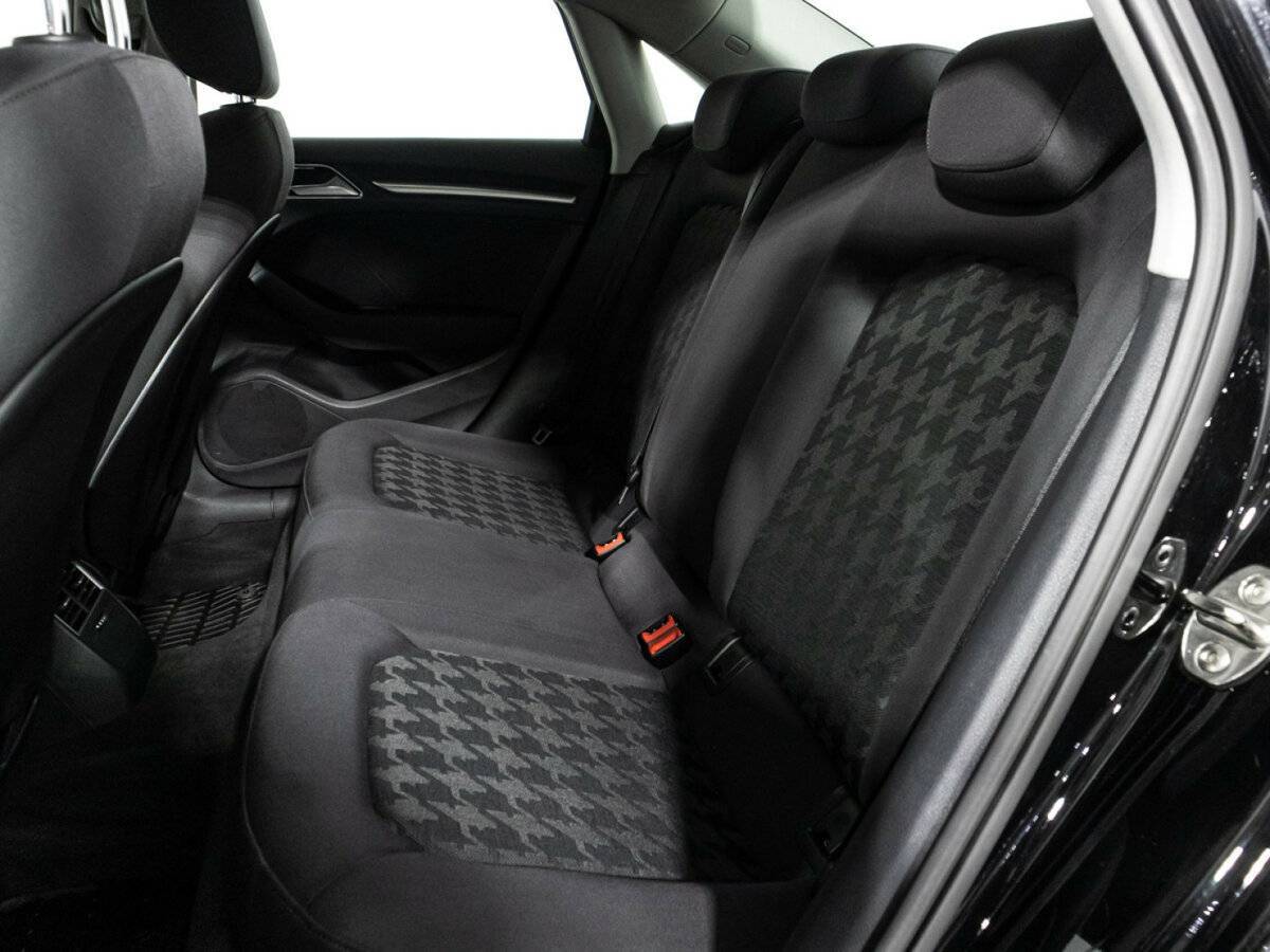 Audi A3 б/у, 2015, Роботизированная. Фото: #9