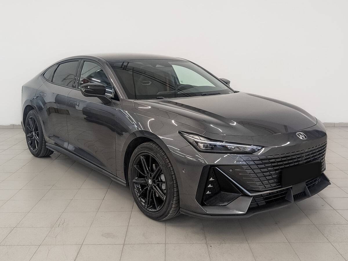 Changan UNI-V б/у, 2024, Роботизированная. Фото: #2