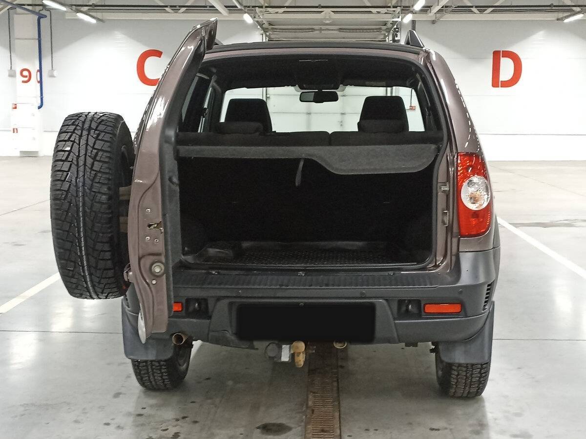 Chevrolet Niva б/у, 2018, Механическая. Фото: #9