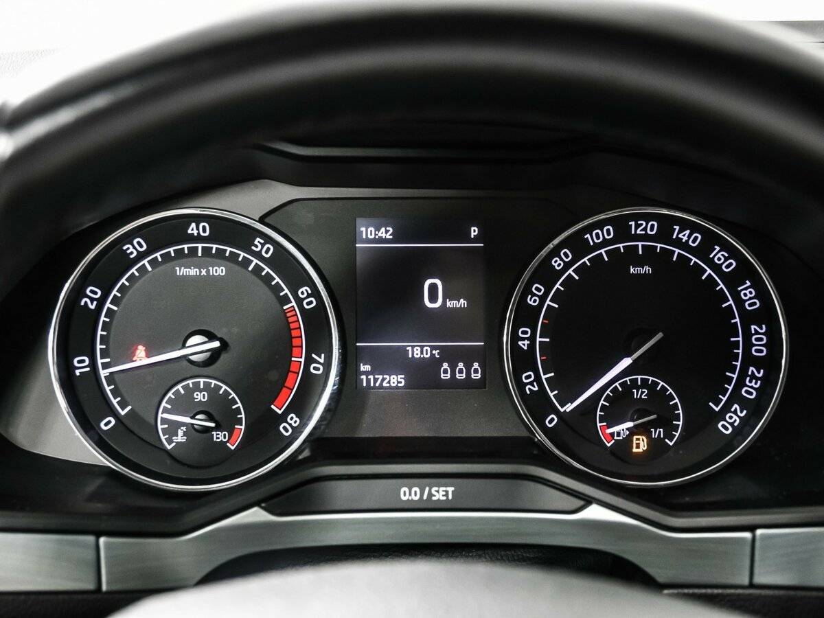 Skoda Superb б/у, 2016, Роботизированная. Фото: #9