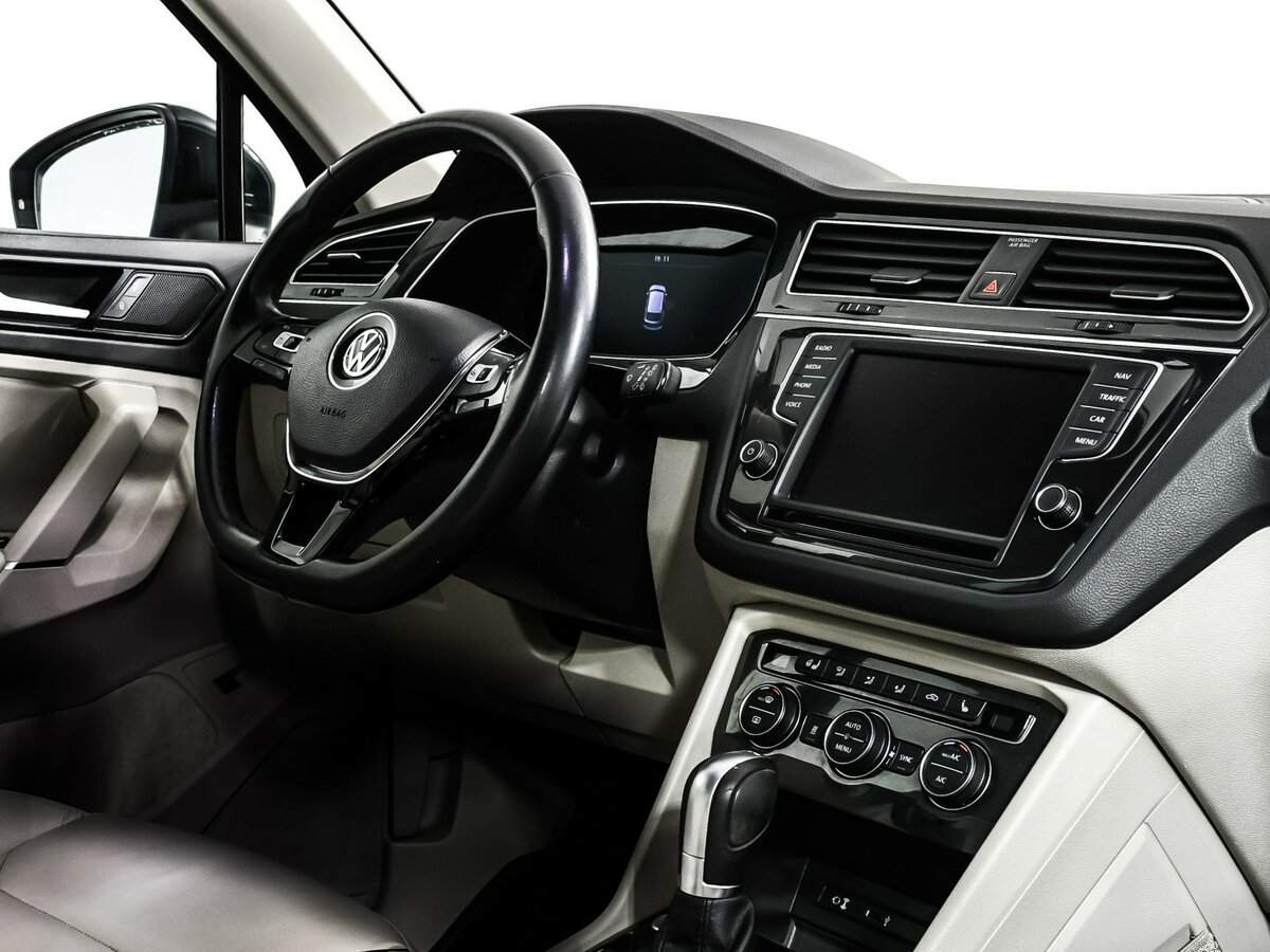 Volkswagen Tiguan б/у, 2017, Роботизированная. Фото: #8