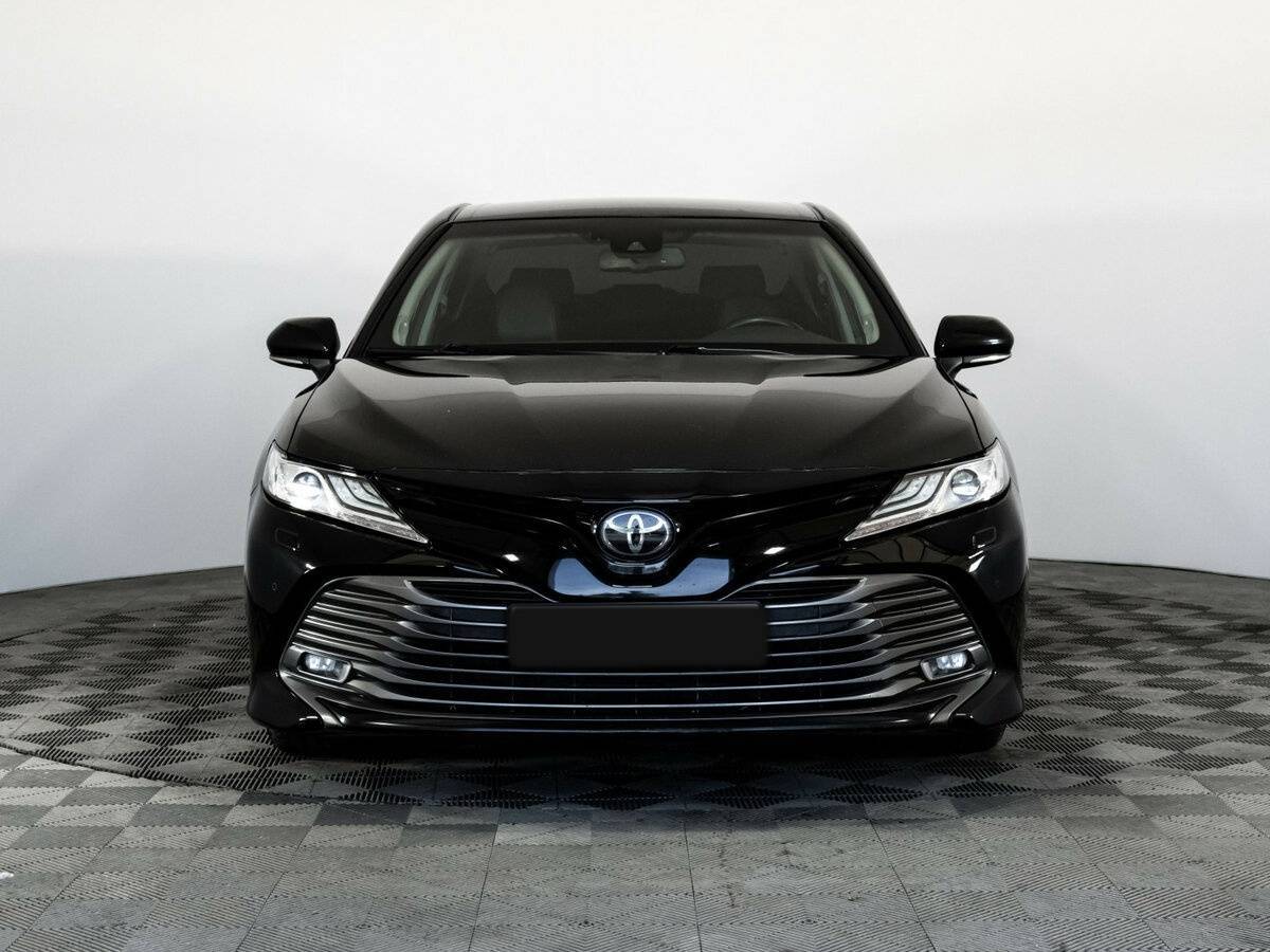 Toyota Camry б/у, 2019, Автоматическая. Фото: #2