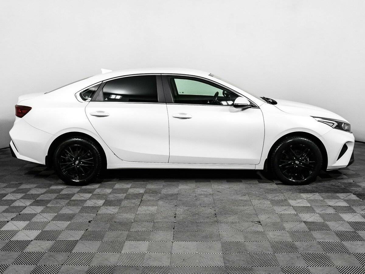 Kia Cerato б/у, 2022, Автоматическая. Фото: #3