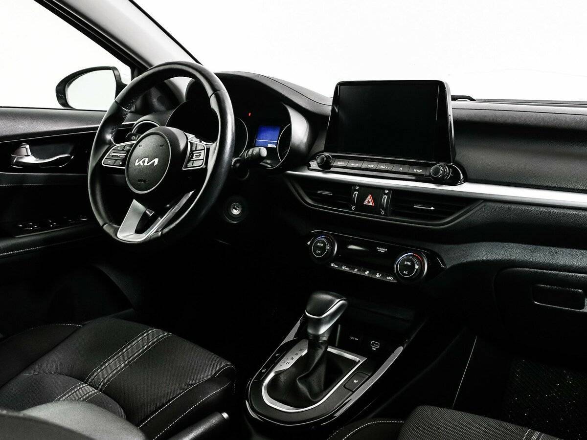 Kia Cerato б/у, 2022, Автоматическая. Фото: #8