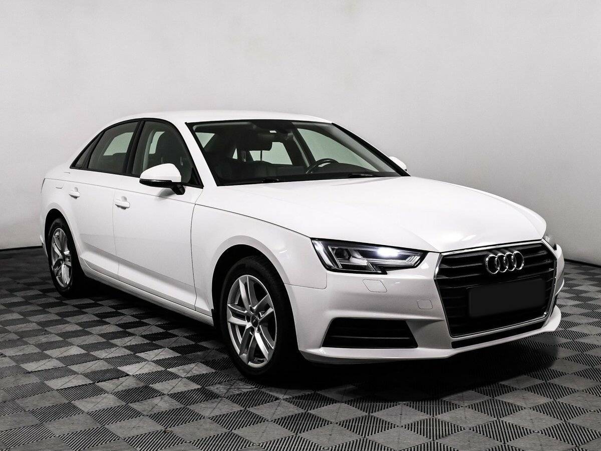 Audi A4 б/у, 2018, Роботизированная. Фото: #2