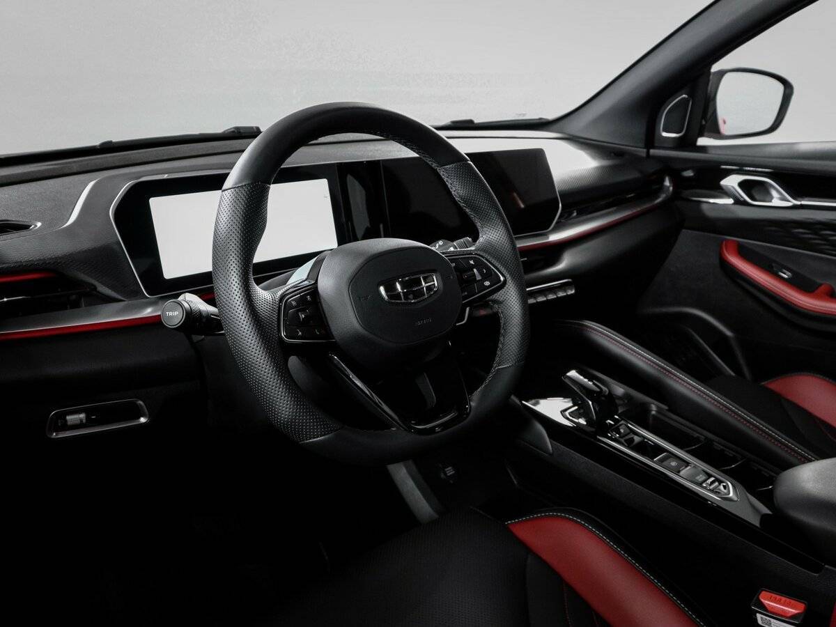 Geely Coolray б/у, 2024, Роботизированная. Фото: #13