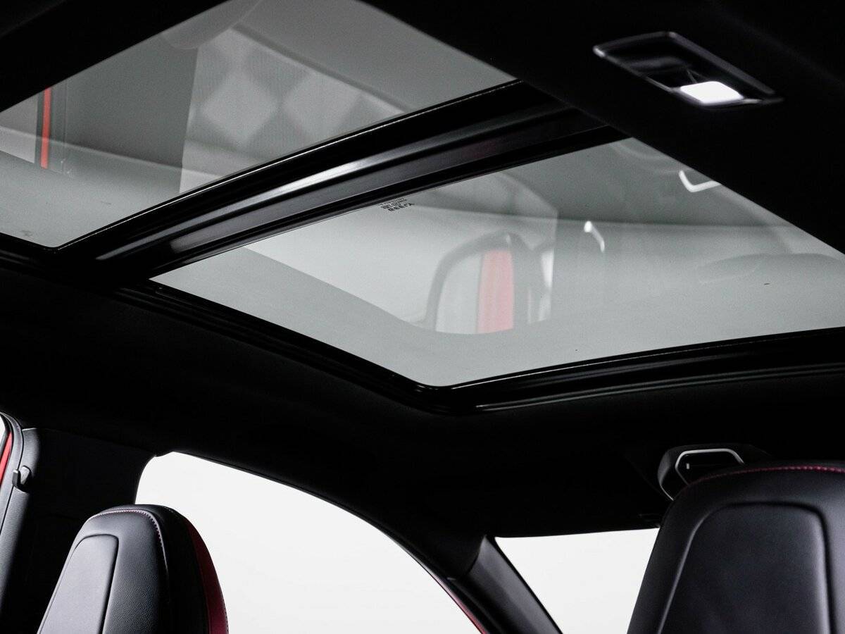 Geely Coolray б/у, 2024, Роботизированная. Фото: #20