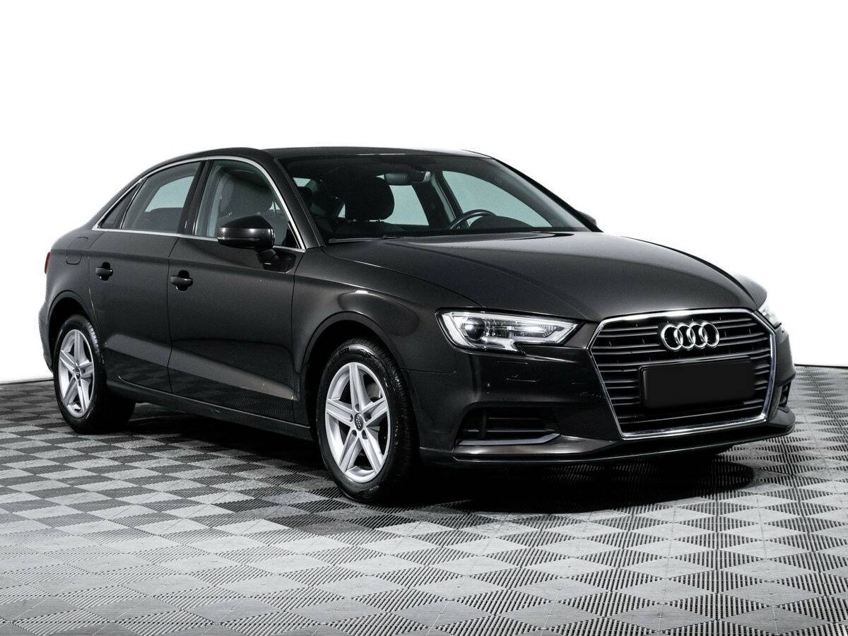 Audi A3 б/у, 2017, Роботизированная. Фото: #2
