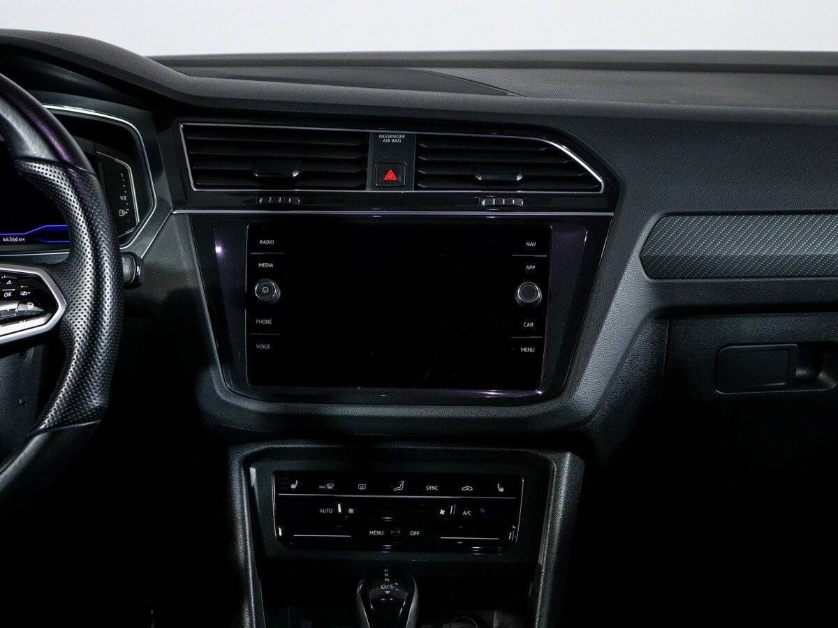 Volkswagen Tiguan б/у, 2021, Роботизированная. Фото: #12