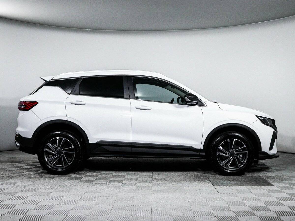 Geely Coolray б/у, 2023, Роботизированная. Фото: #3