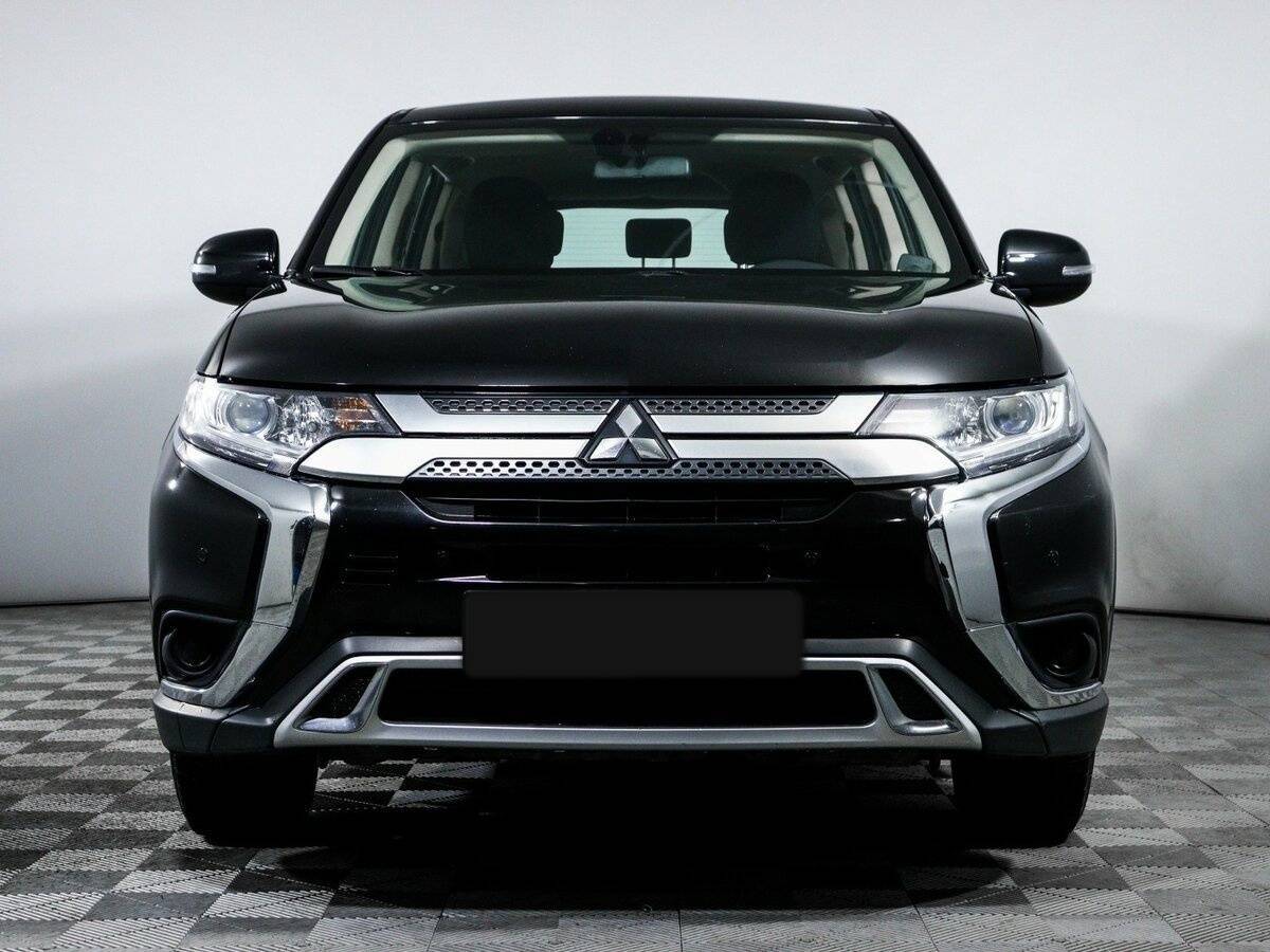 Mitsubishi Outlander б/у, 2019, Вариатор. Фото: #1