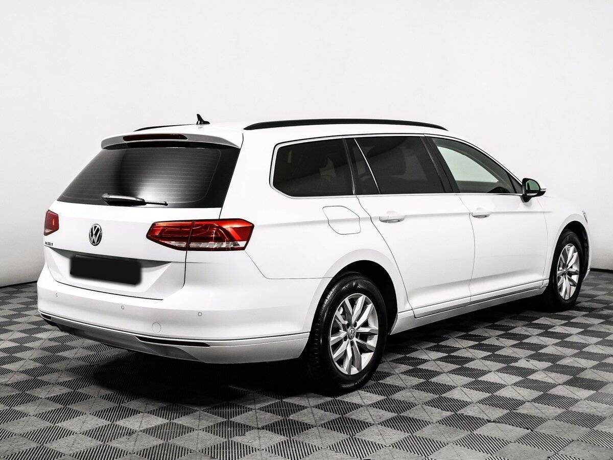 Volkswagen Passat б/у, 2018, Роботизированная. Фото: #4