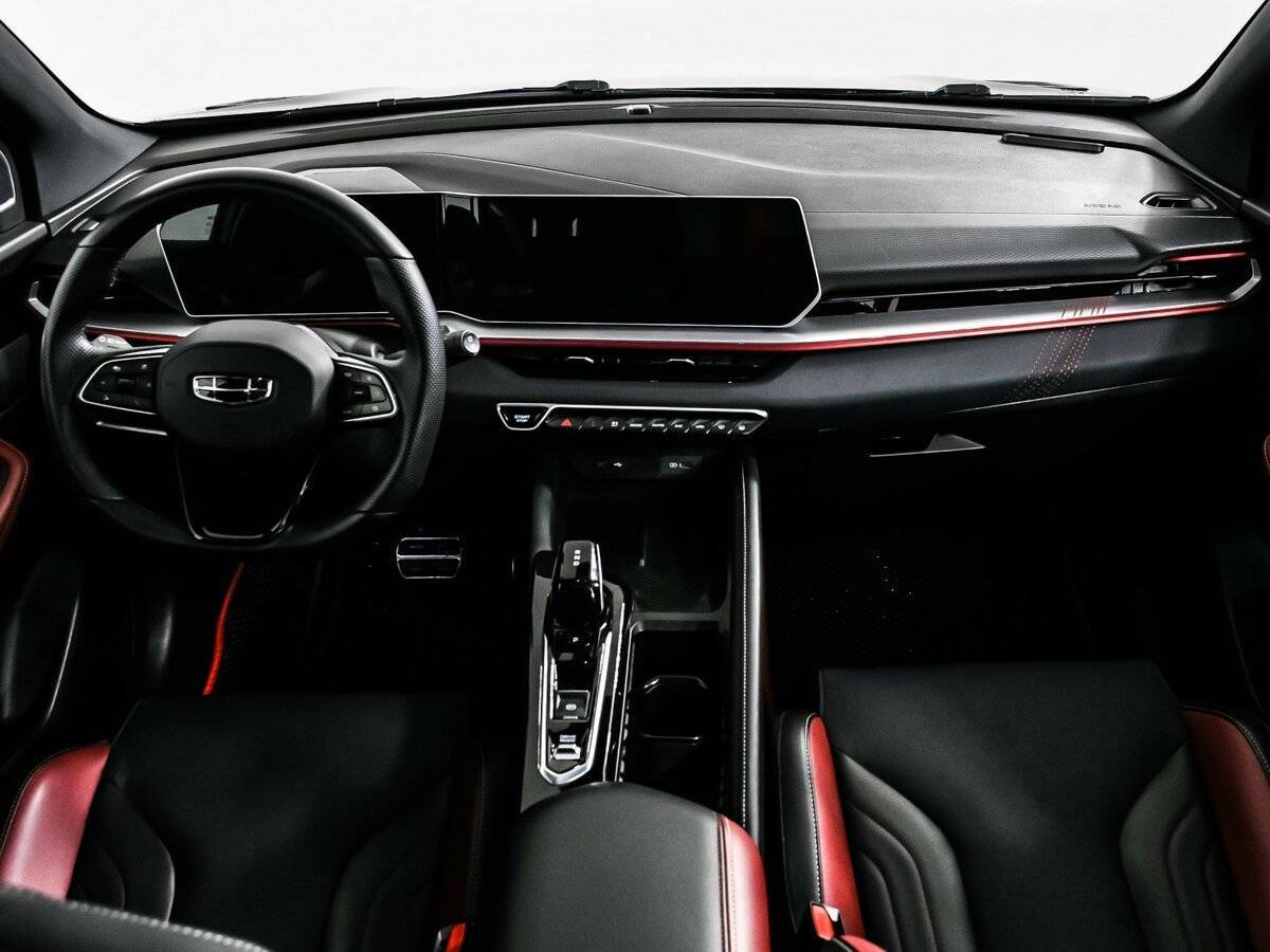 Geely Coolray б/у, 2023, Роботизированная. Фото: #10