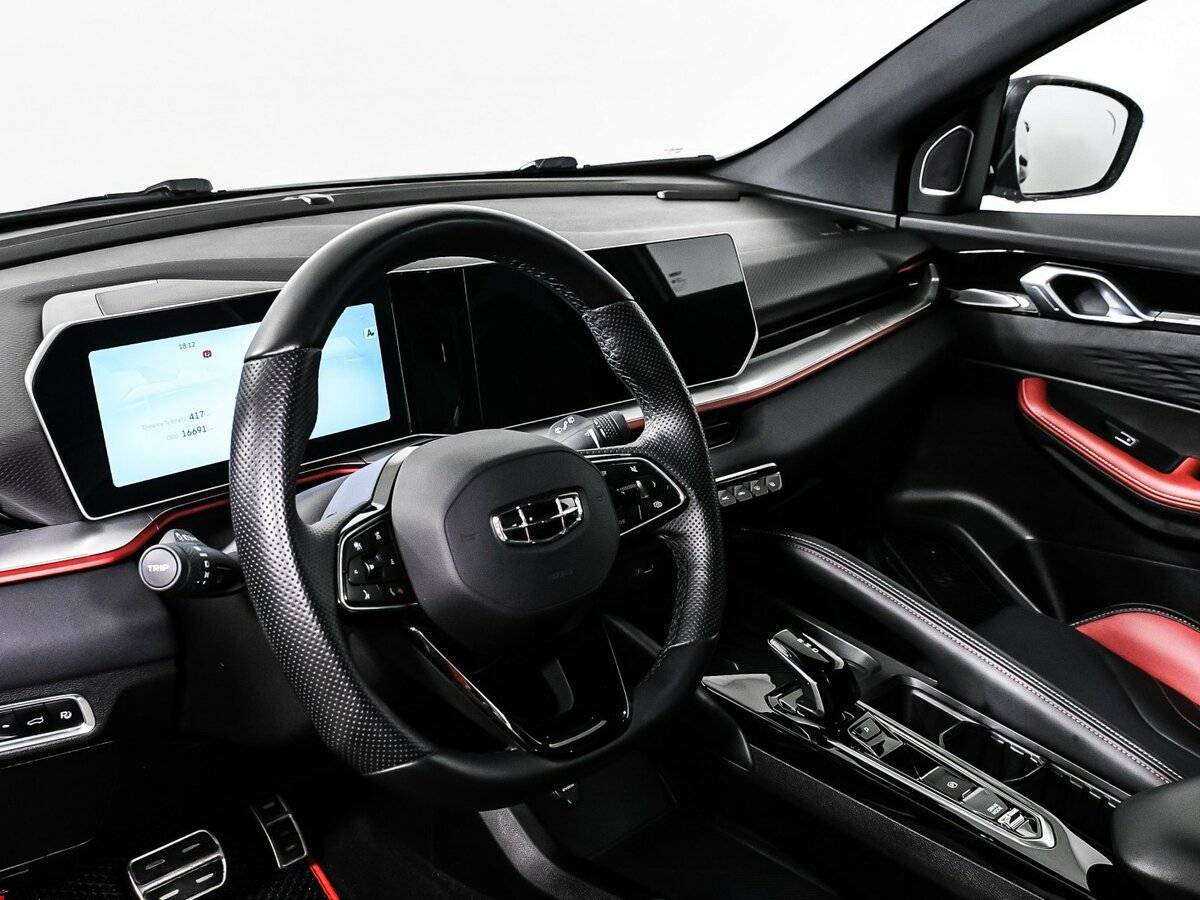 Geely Coolray б/у, 2023, Роботизированная. Фото: #11