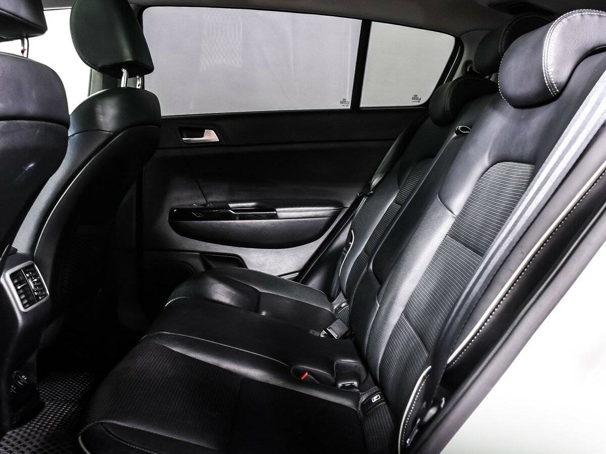 Kia Sportage б/у, 2018, Автоматическая. Фото: #11
