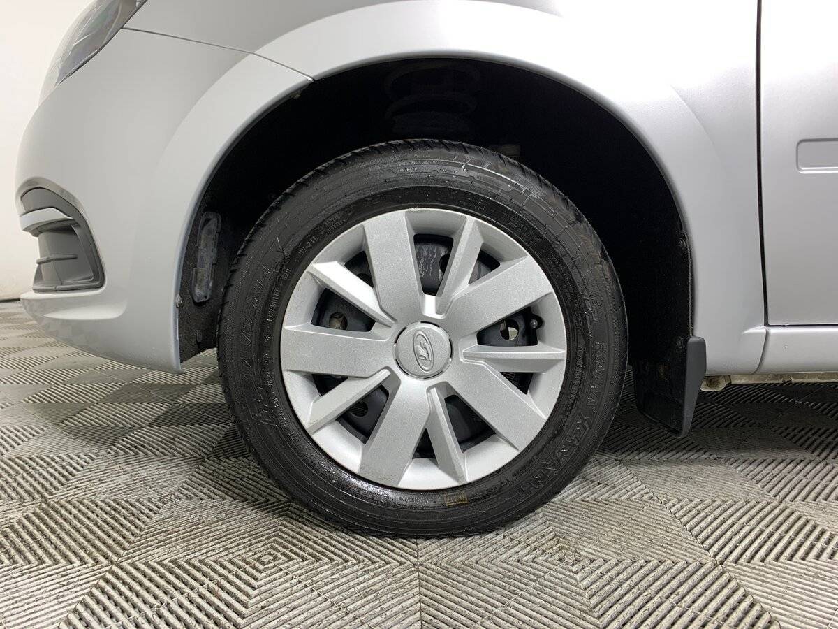 Lada (ВАЗ) Granta б/у, 2024, Механическая. Фото: #8