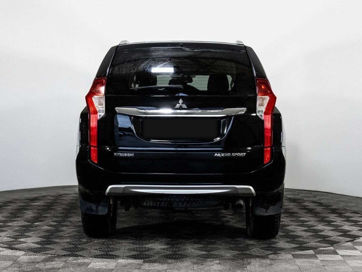 Mitsubishi Pajero Sport б/у, 2018, Автоматическая. Фото: #5