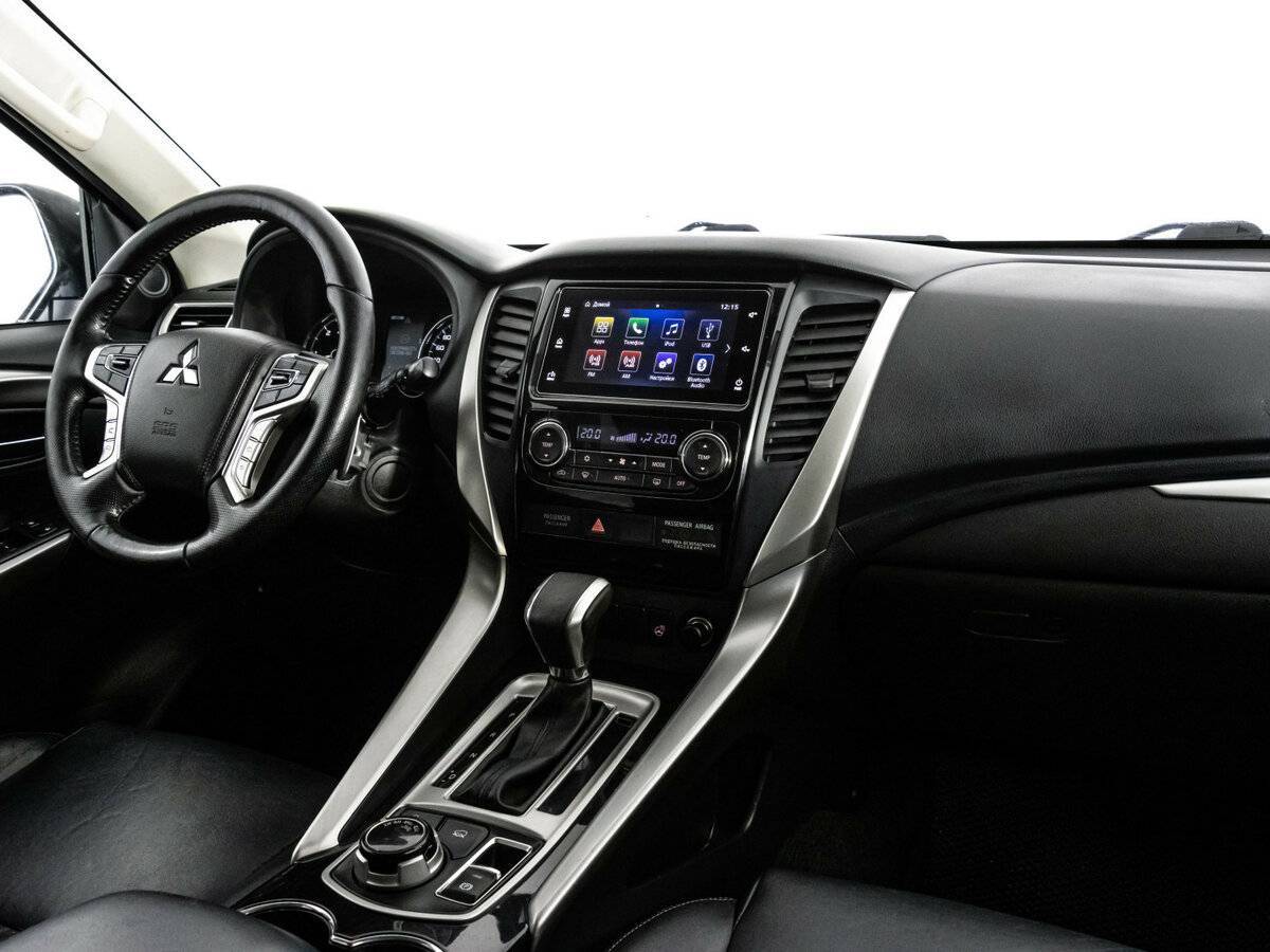 Mitsubishi Pajero Sport б/у, 2018, Автоматическая. Фото: #8