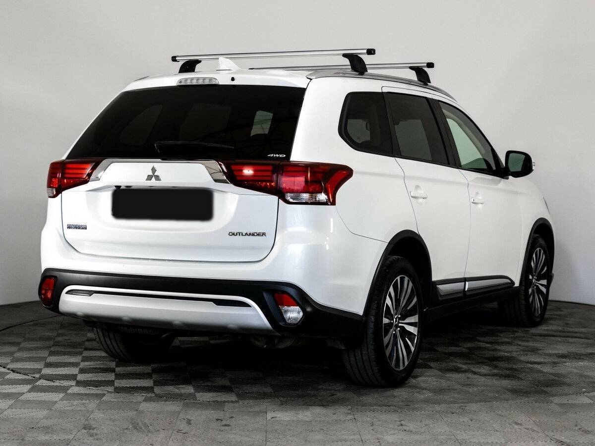 Mitsubishi Outlander б/у, 2019, Вариатор. Фото: #4