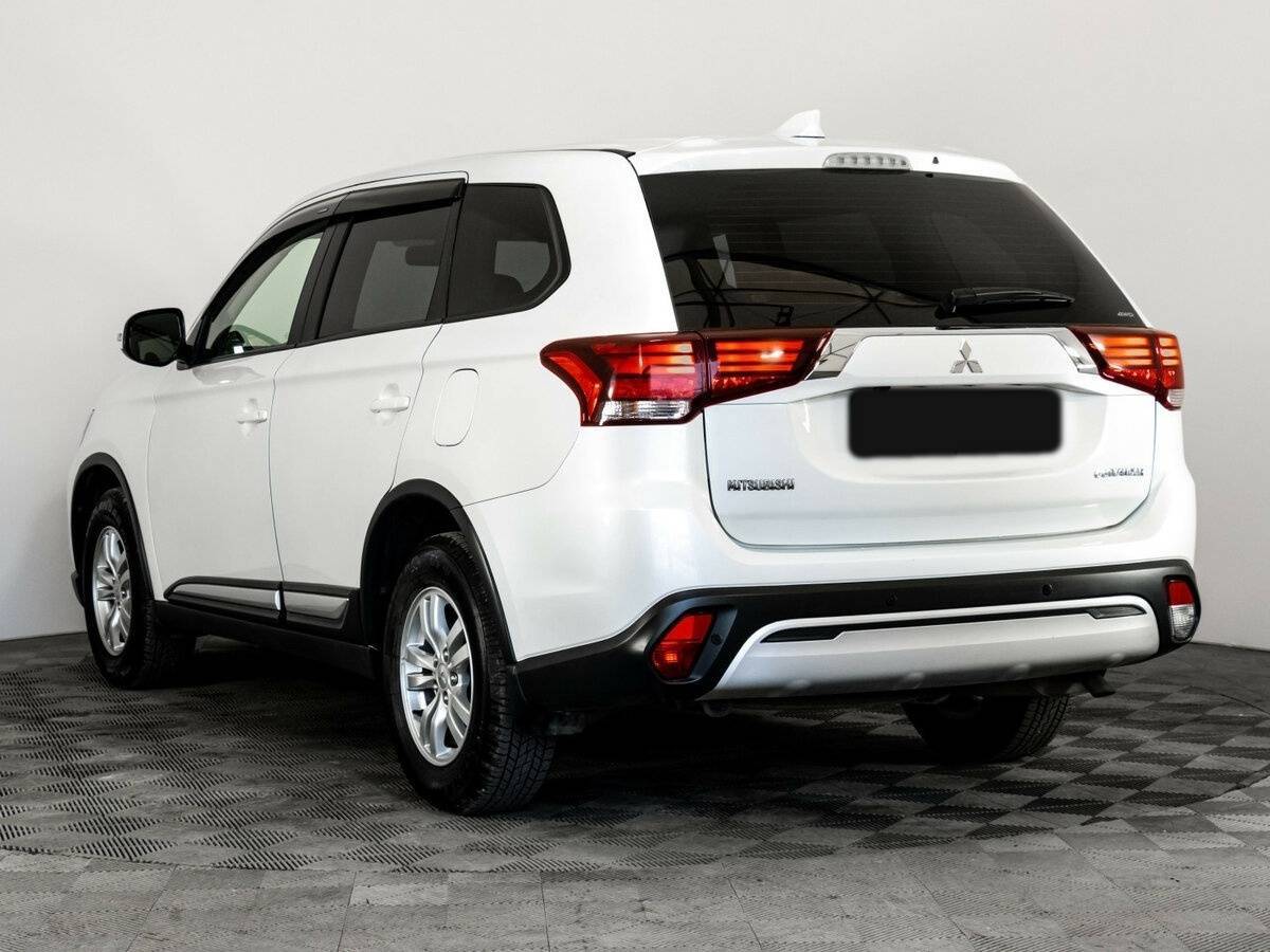 Mitsubishi Outlander б/у, 2019, Вариатор. Фото: #5