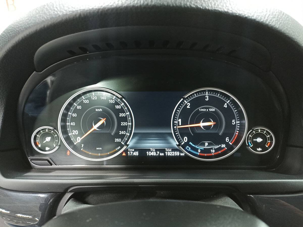 BMW 5 серии б/у, 2015, Автоматическая. Фото: #12