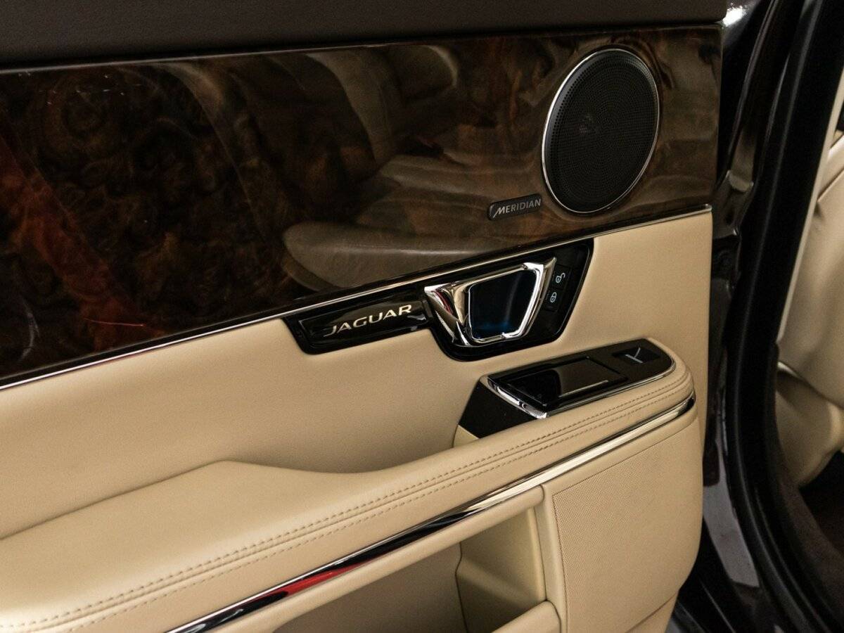 Jaguar XJ б/у, 2014, Автоматическая. Фото: #28