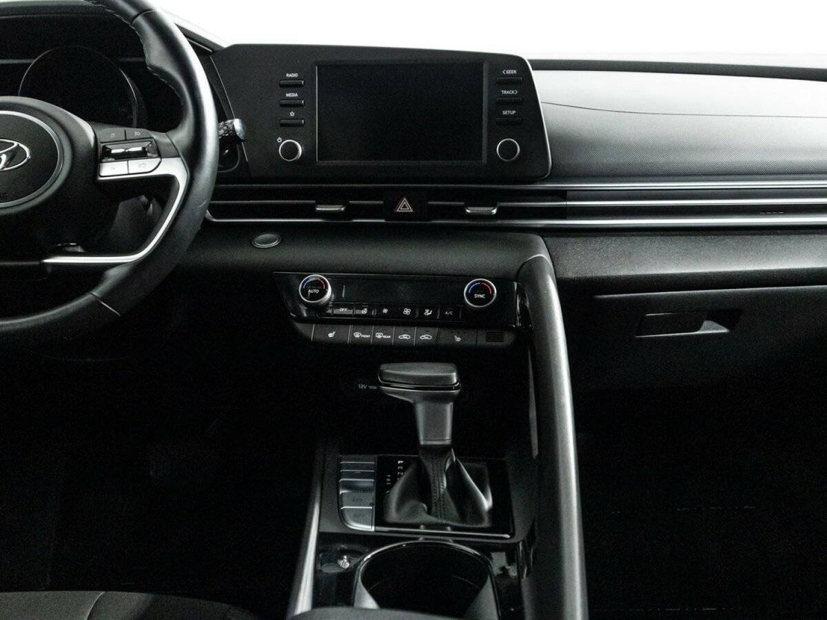 Hyundai Elantra б/у, 2021, Автоматическая. Фото: #13