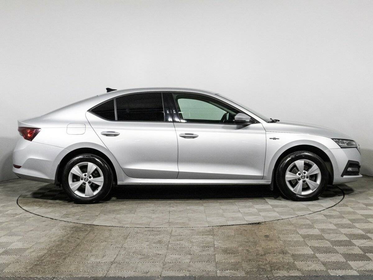 Skoda Octavia б/у, 2021, Автоматическая. Фото: #3